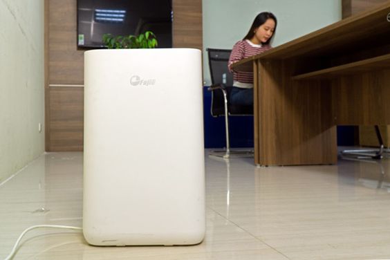 Máy hút ẩm FujiE HM 914EC di chuyển dễ dàng